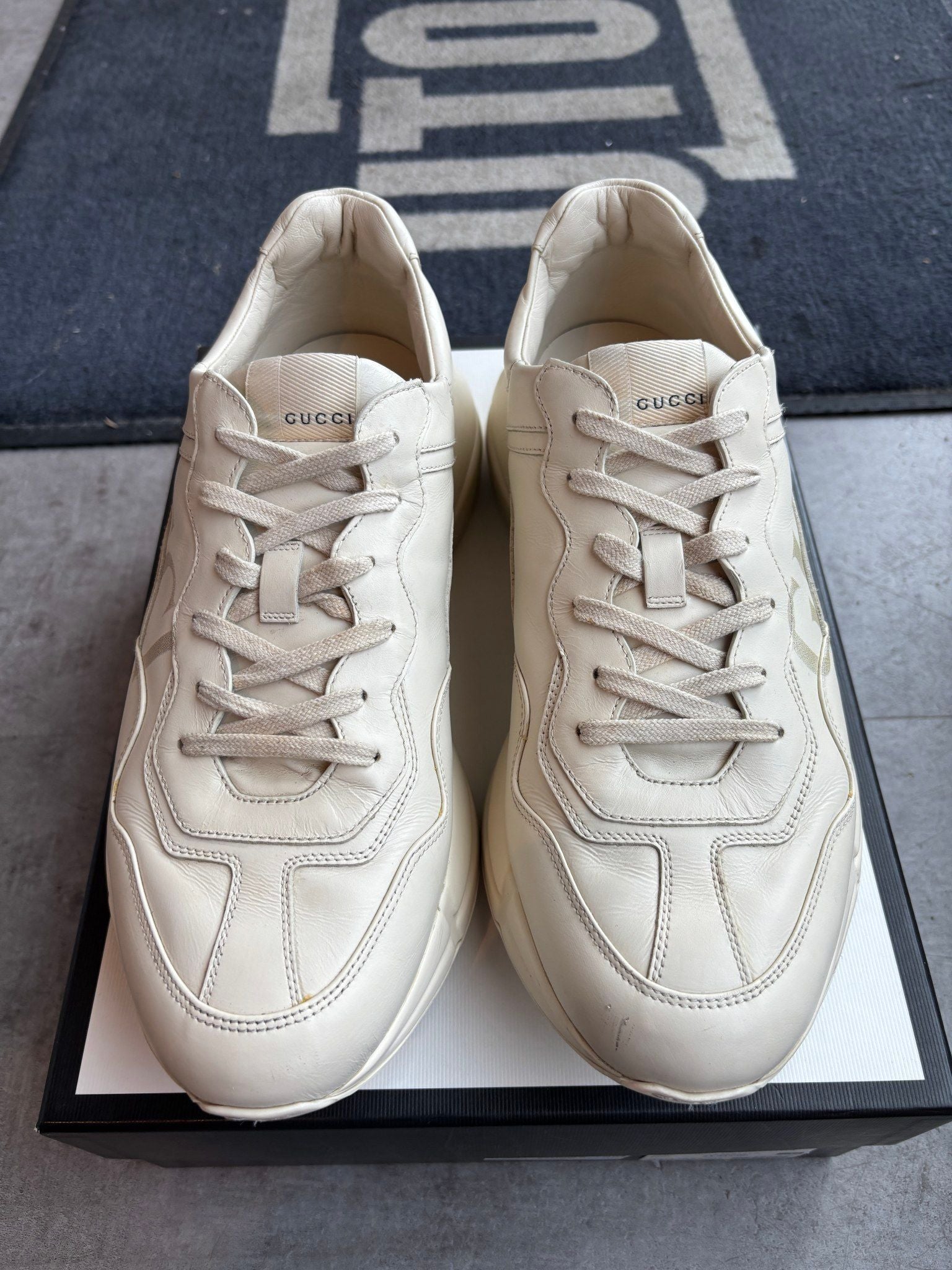Gucci Rhyton Vintage Logo - Pre-Owned Size G12/US13
