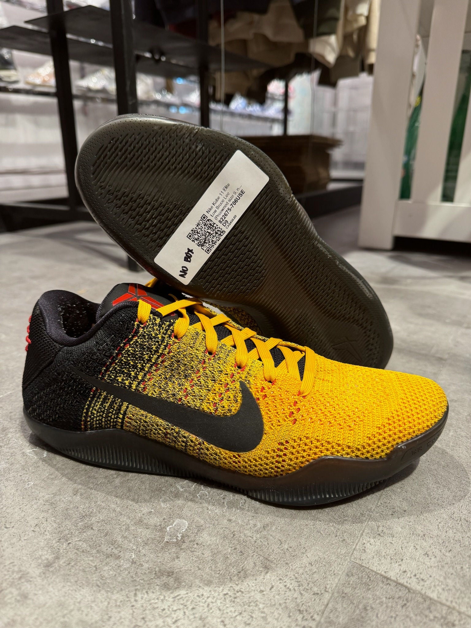 Nike Kobe 11 Elite Low Bruce Lee - Pre-Owned Size 9 (No original box)