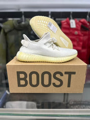 Adidas Yeezy Boost 350 V2 Cream - Pre-Owned Size 9 (No original box)
