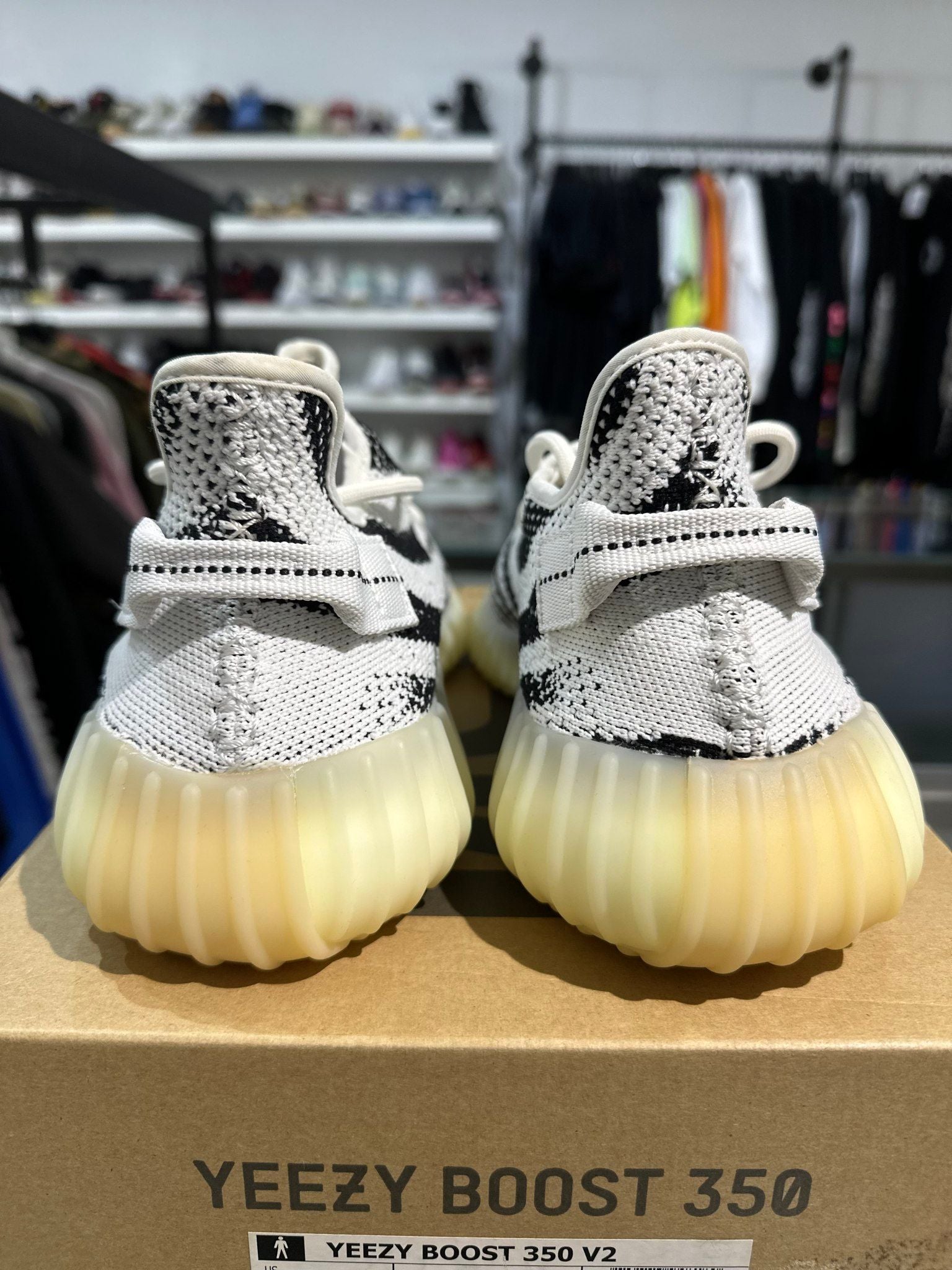 Adidas Yeezy Boost 350 V2 Zebra - Pre-Owned Size 10.5 (VNDS)