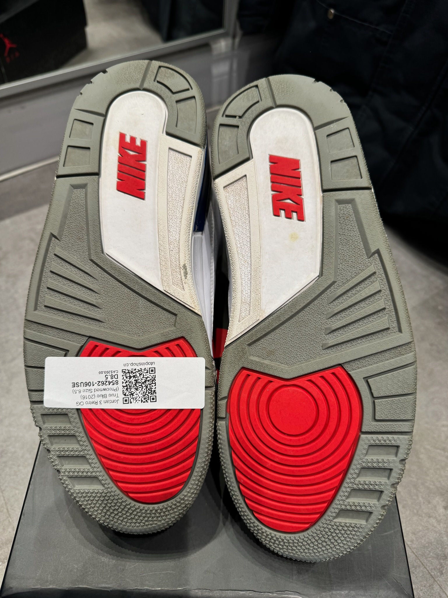 Jordan 3 Retro OG True Blue (2016) - Pre-Owned Size 8.5