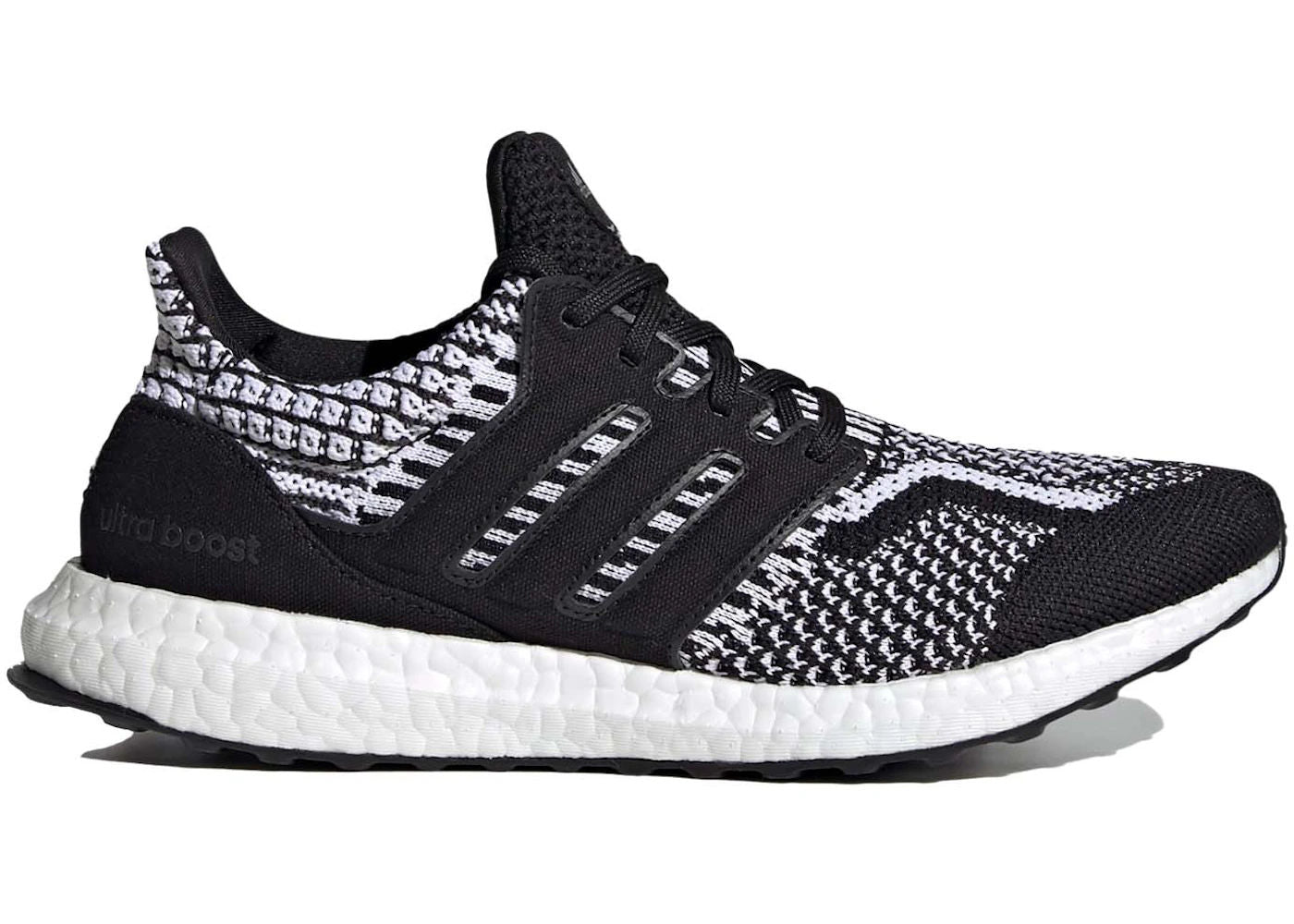 Adidas Ultra Boost 5.0 DNA Core Black White (W)