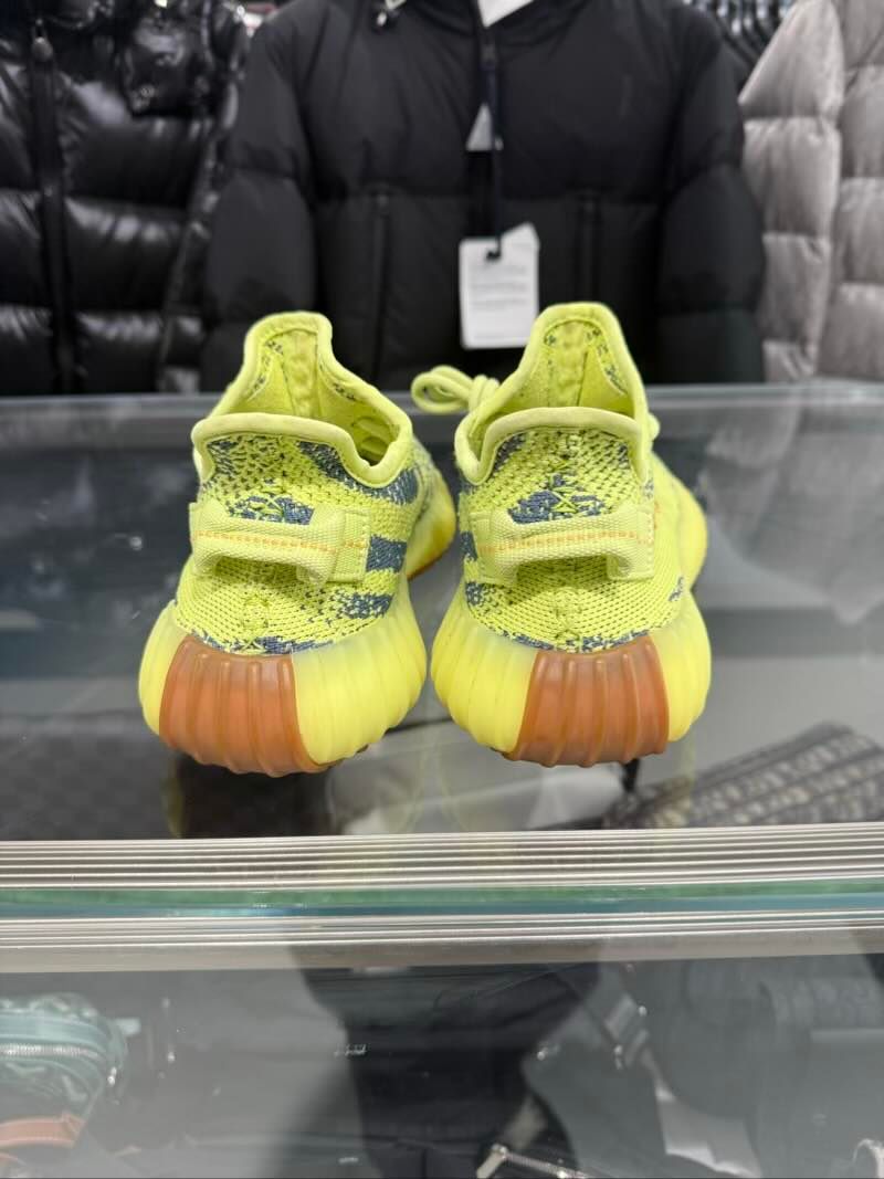 adidas Yeezy Boost 350 V2 Semi Frozen Yellow - Pre-Owned Size 4.5M (No Original Box)