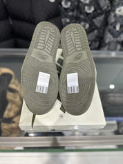 Jordan 1 Retro Low OG SP Travis Scott Olive (W) - Lightly Pre-Owned Size 9.5M/11W