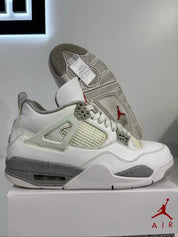 Jordan 4 Retro White Oreo (2021) - Pre-Owned Size 9