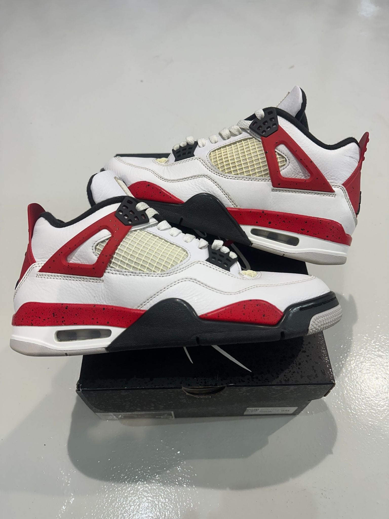 Jordan 4 Retro Red Cement - Pre-Owned Size 9
