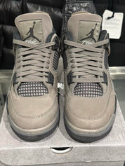 Jordan 4 Retro Cave Stone - Pre-Owned Size 8.5M