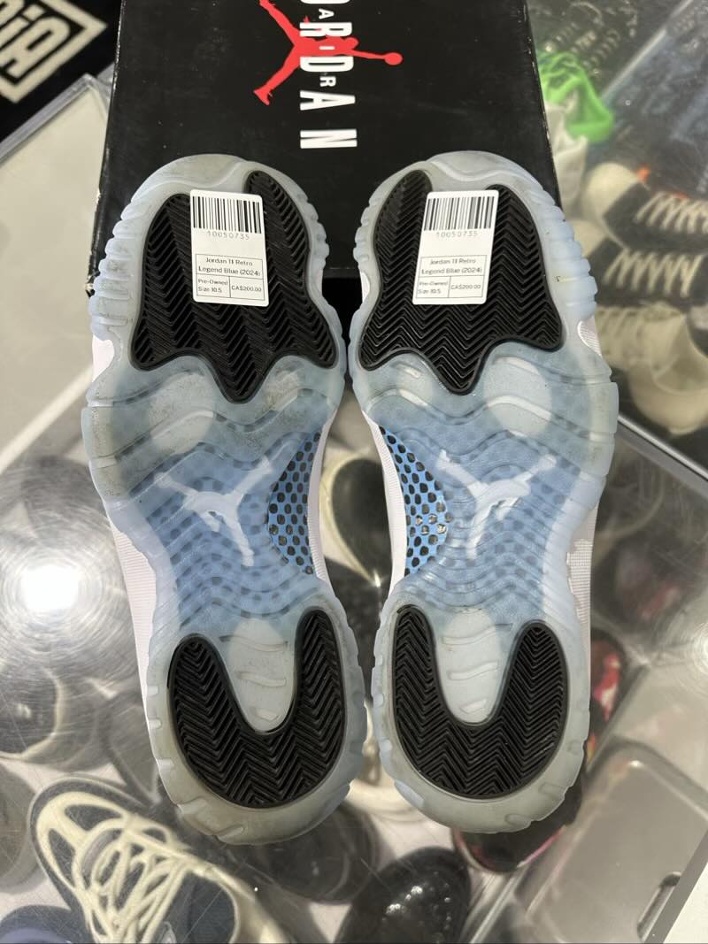 Jordan 11 Retro Legend Blue (2024) - Pre-Owned Size 10.5