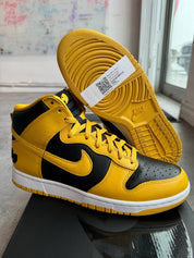 Nike Retro Dunk High Wu-Tang (2024) - Pre-Owned Size 9 (Lightly Used)