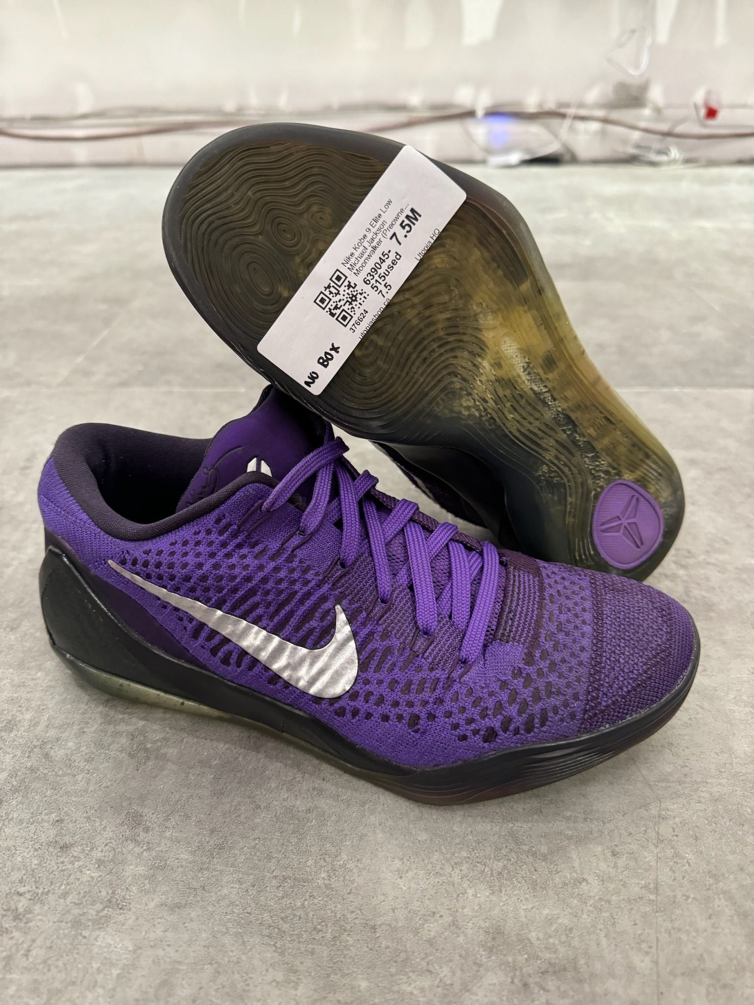 Nike Kobe 9 Elite Low Michael Jackson Moonwalker - Pre-Owned Size 7.5 (No original box)