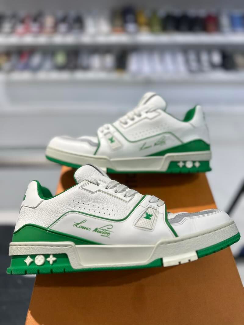 Louis Vuitton LV Trainer White Green - Pre-Owned Size LV 7/ 8.5M
