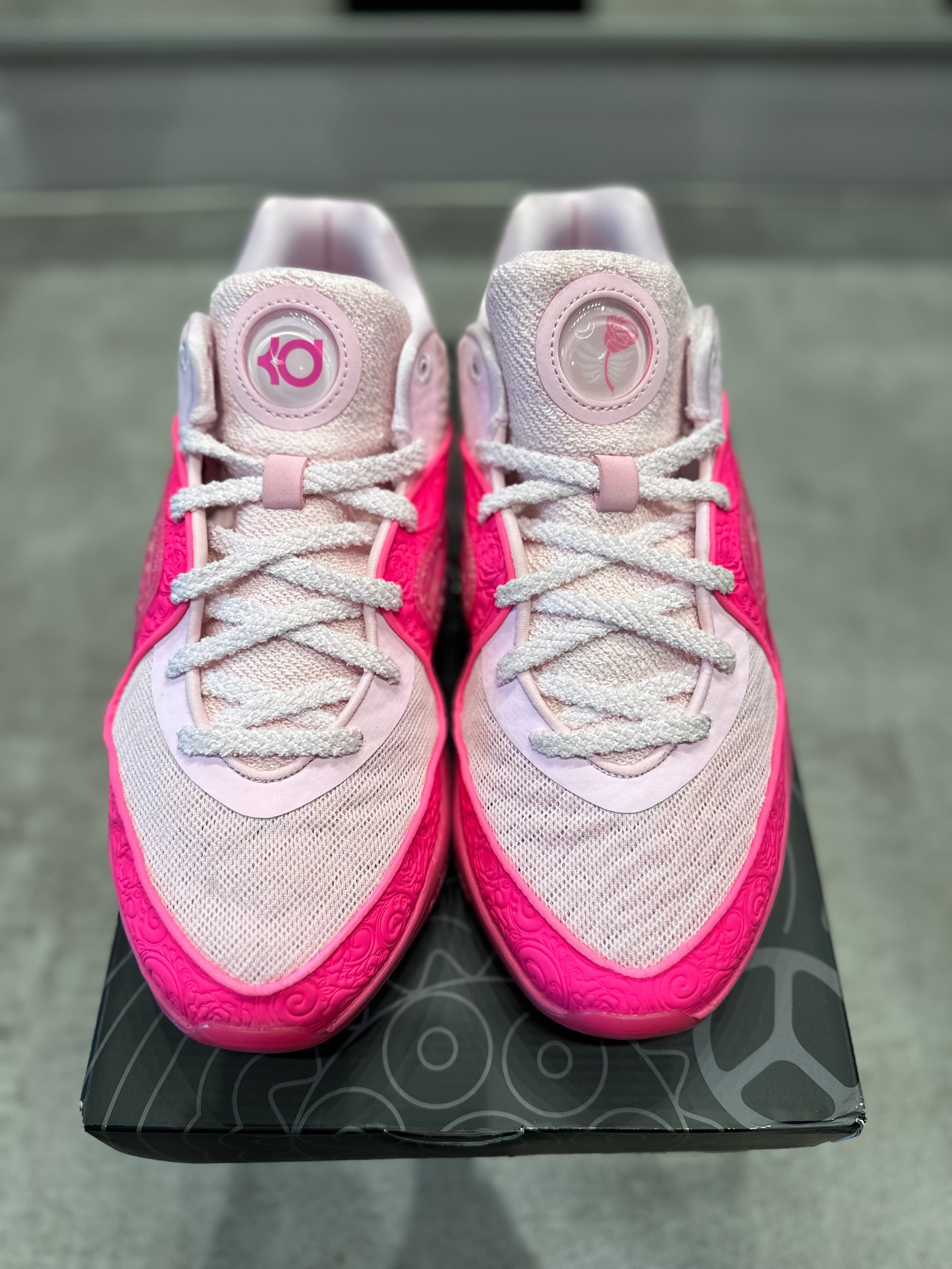 Nike KD 16 Aunt Pearl - Pre-Owned Size 10