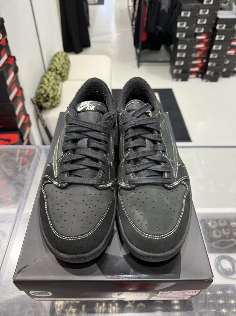 Jordan 1 Retro Low OG SP Travis Scott Black Phantom - Lightly Pre-Owned Size 11M