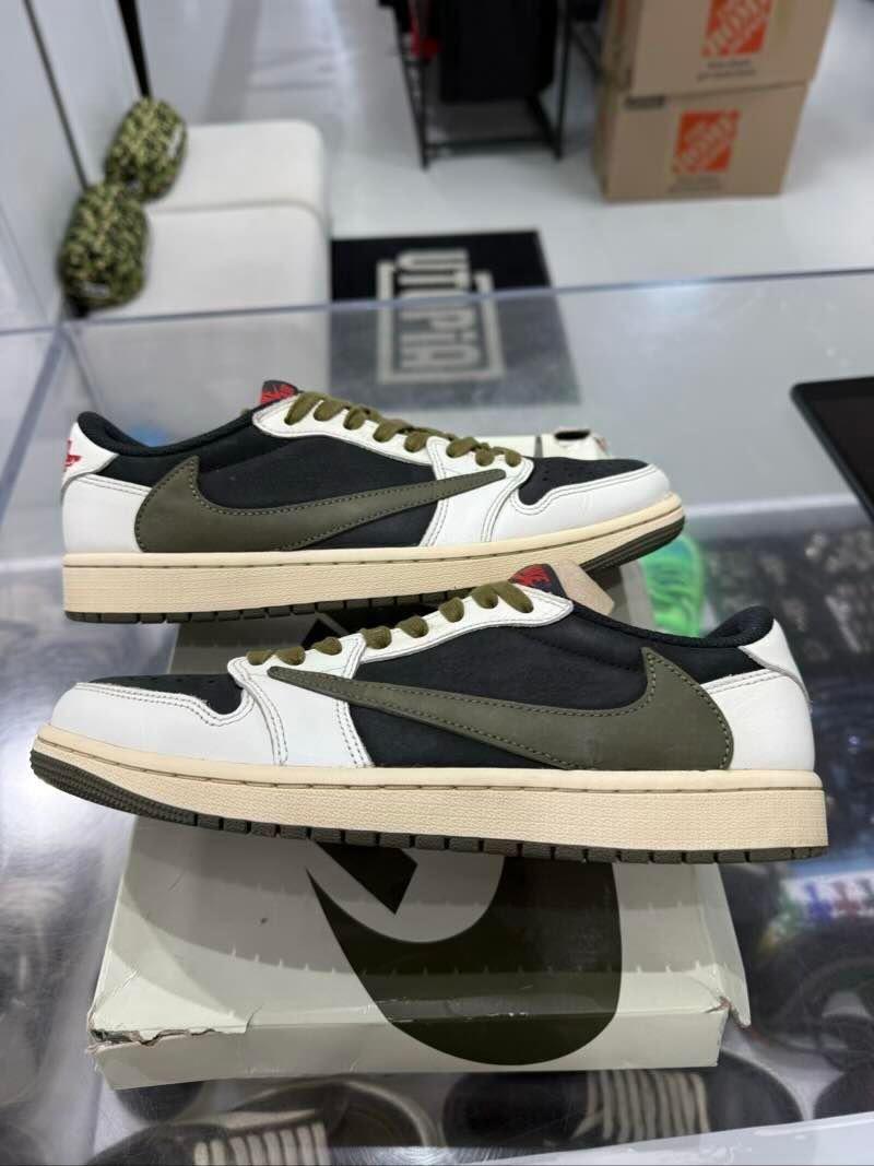 Jordan 1 Retro Low OG SP Travis Scott Olive (W) - Pre-Owned Size 10.5W