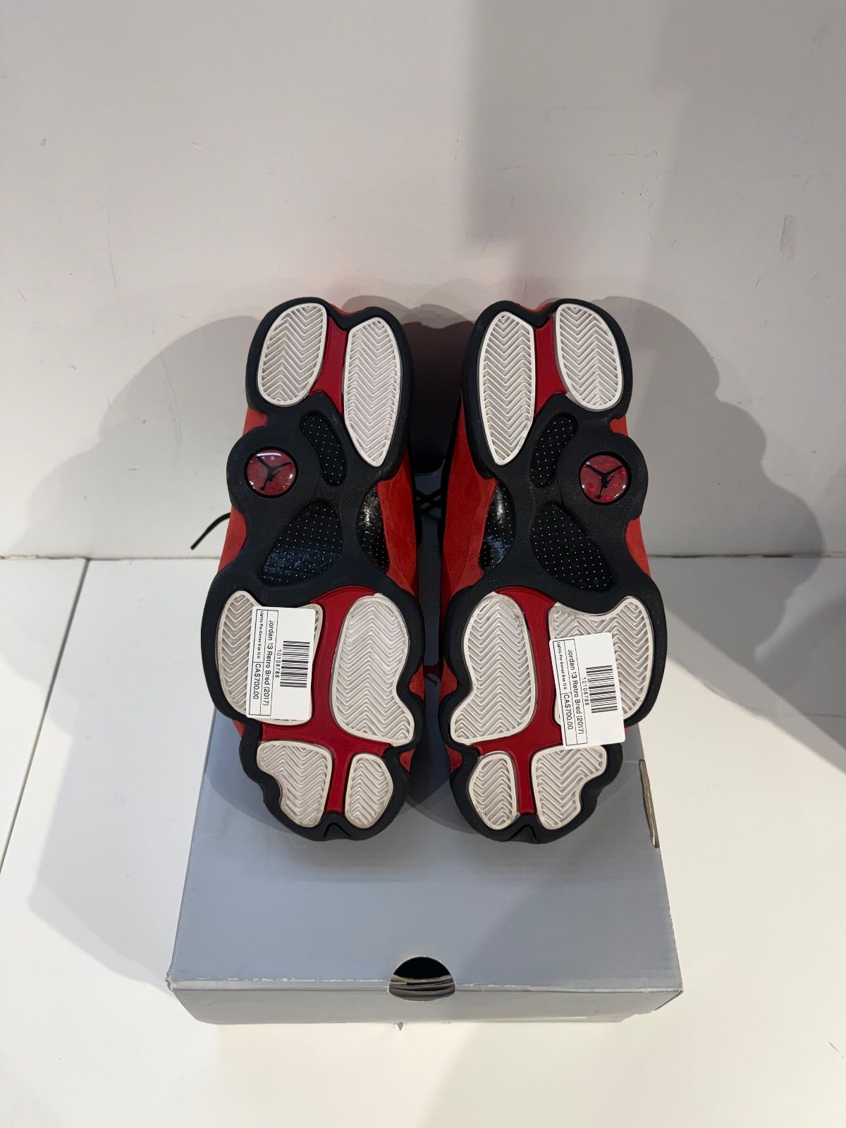 Jordan 13 Retro Bred (2017) - Lightly Pre-Owned Size 10.5