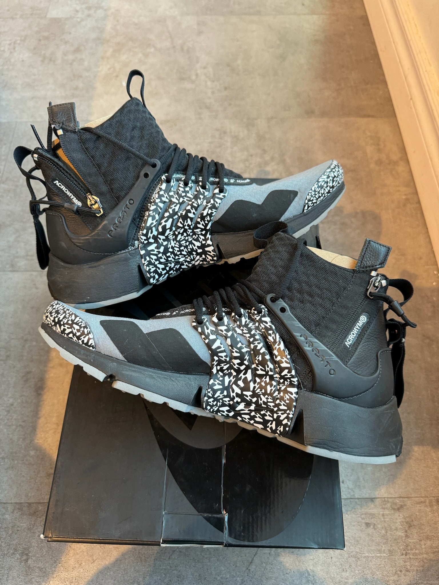 Nike Air Presto Mid Acronym Cool Grey (Preowned) - Pre-Owned