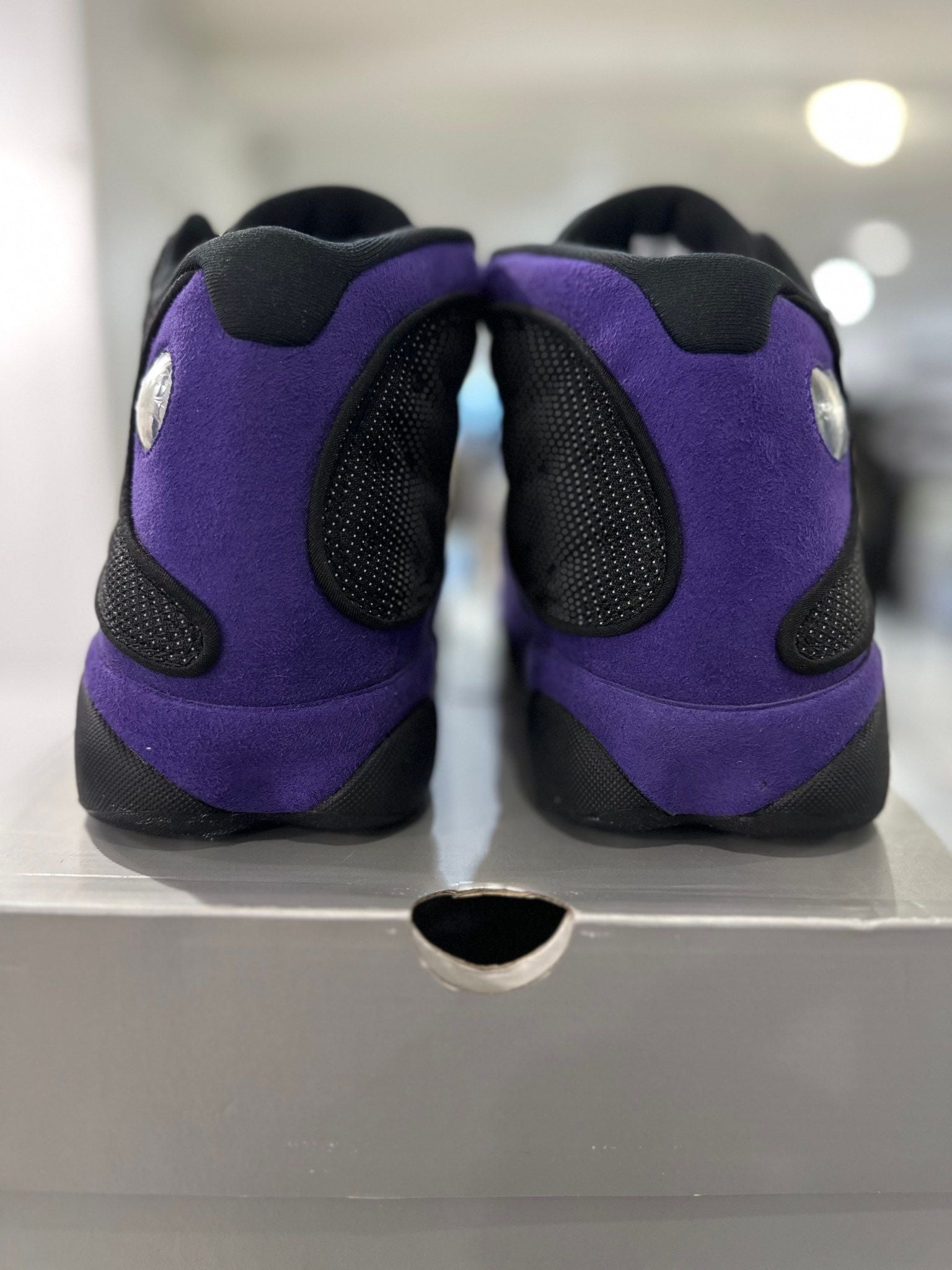 Jordan 13 Retro Court Purple (Prreowned Size 12) - Pre-Owned