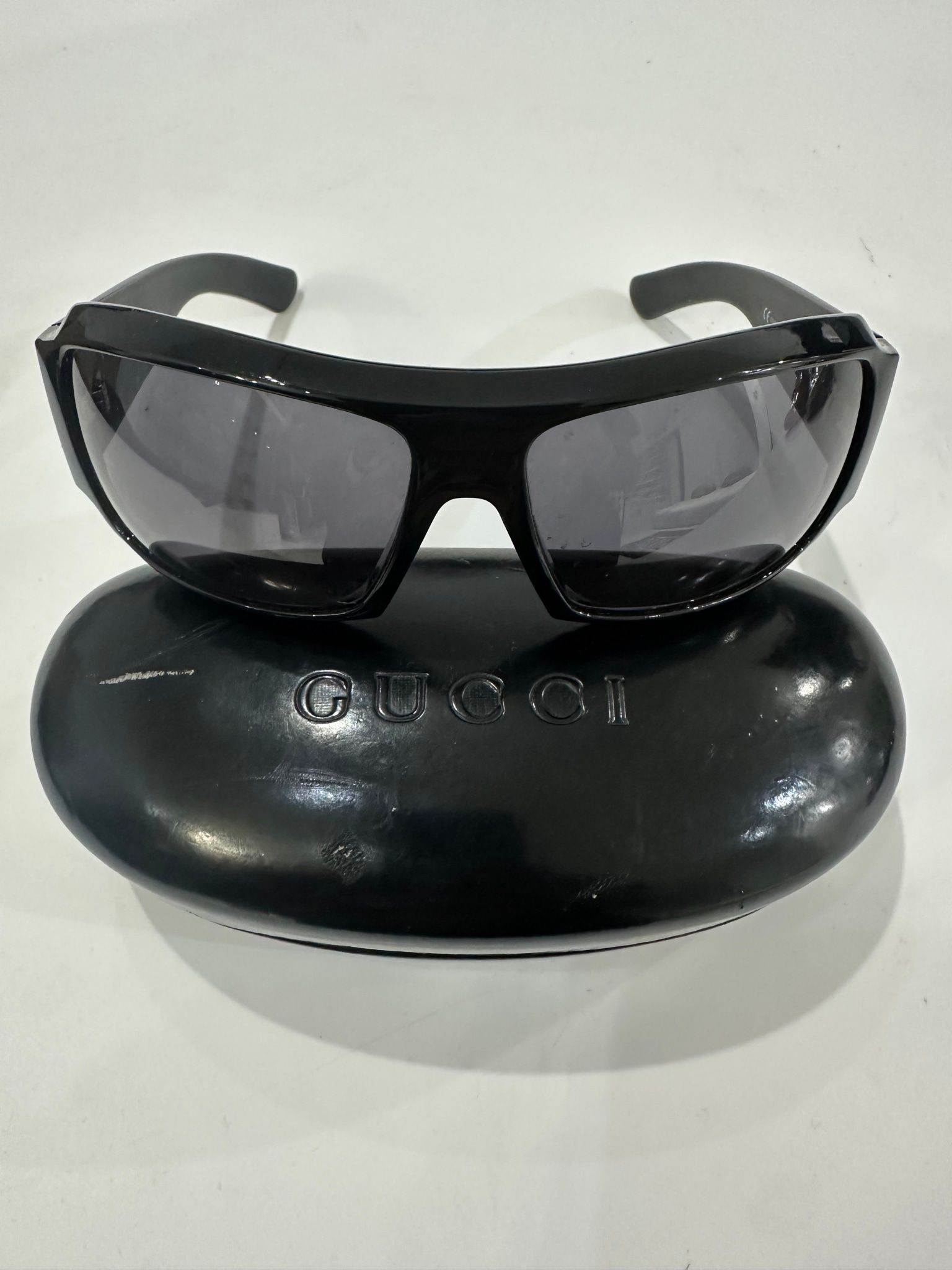 Gucci GG 1559/S Sunglasses Black (Preowned) - Pre-Owned
