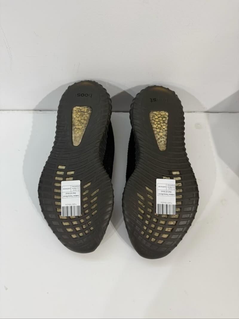 Adidas Yeezy Boost 350 V2 Bred - Pre-Owned Size 10M (No Original Box)