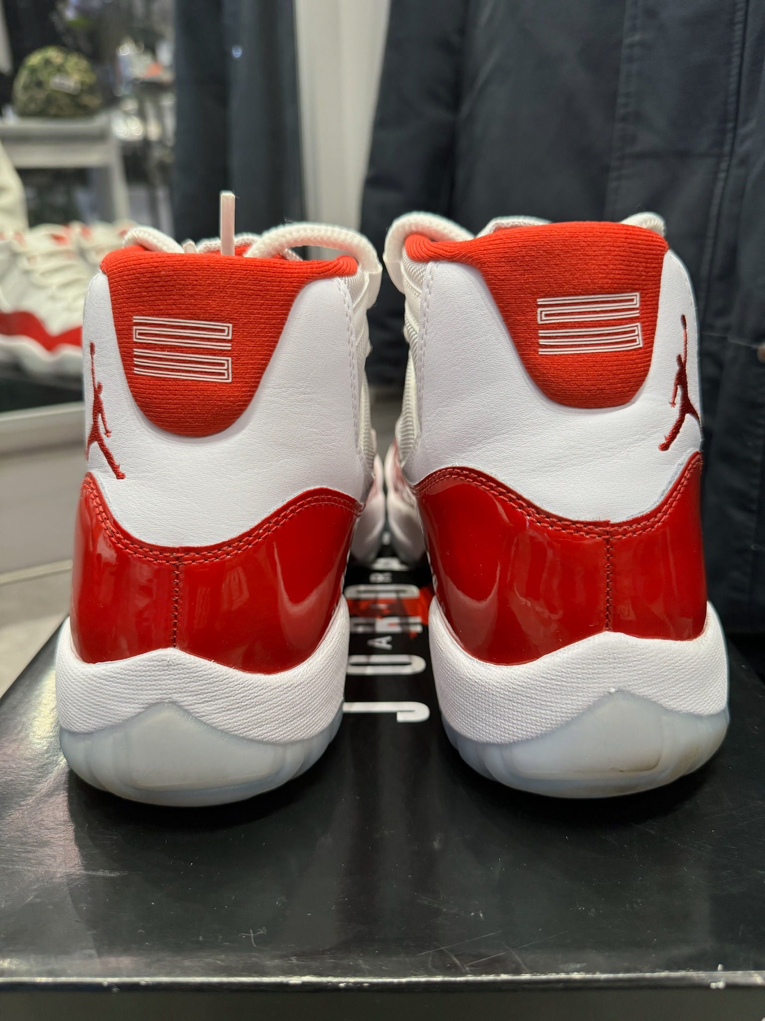 Jordan 11 Retro Cherry - Pre-Owned Size 9.5