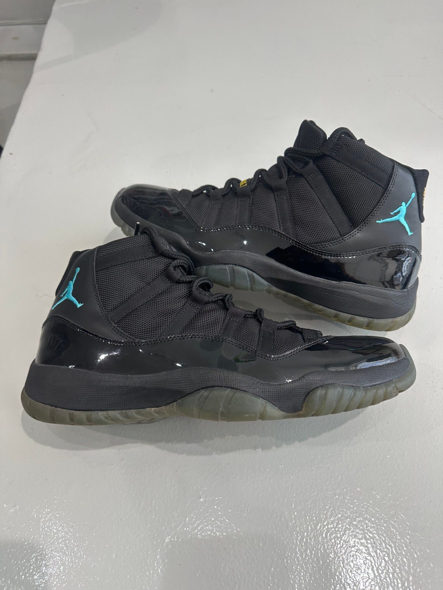 Jordan 11 Retro Gamma Blue - Pre-Owned Size 11 (No original box)