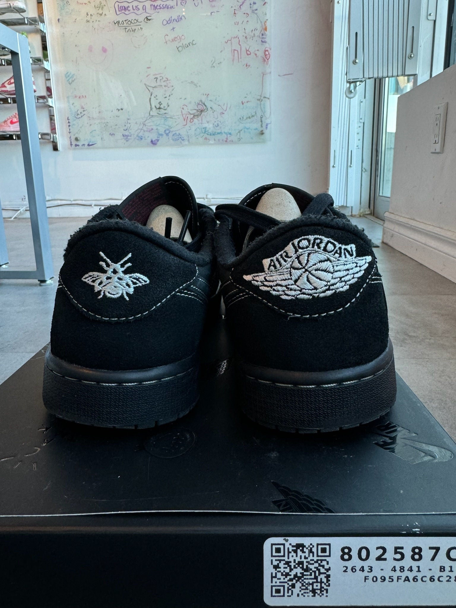 Jordan 1 Retro Low OG SP Travis Scott Black Phantom - Pre-Owned Size 9