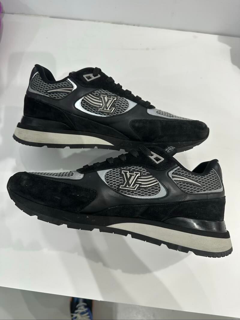 Louis Vuitton LV Runaway Sneaker Black Mesh - Pre-Owned Size 10.5 (No original box)