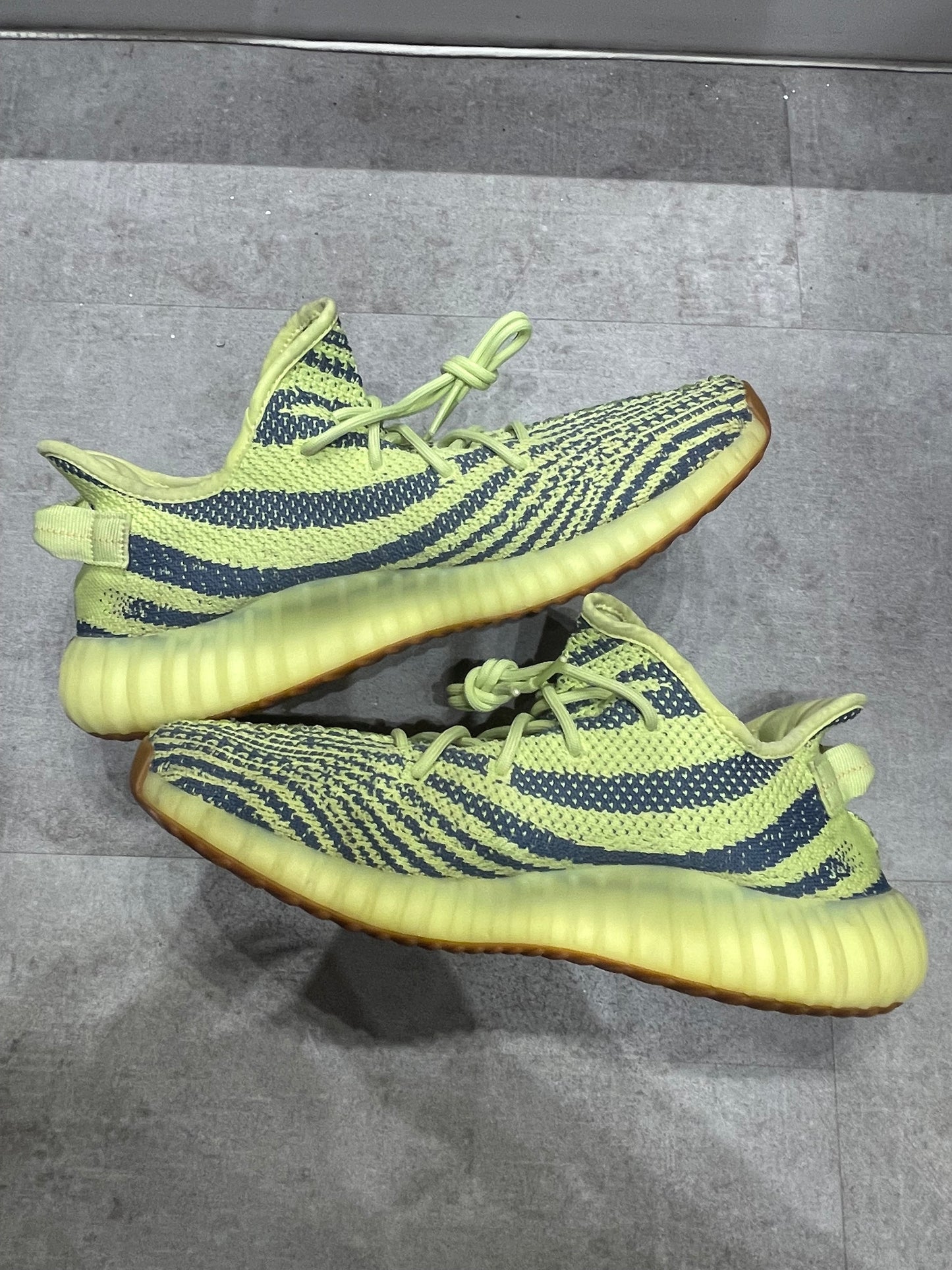 Adidas Yeezy Boost 350 V2 Semi Frozen Yellow (Preowned)