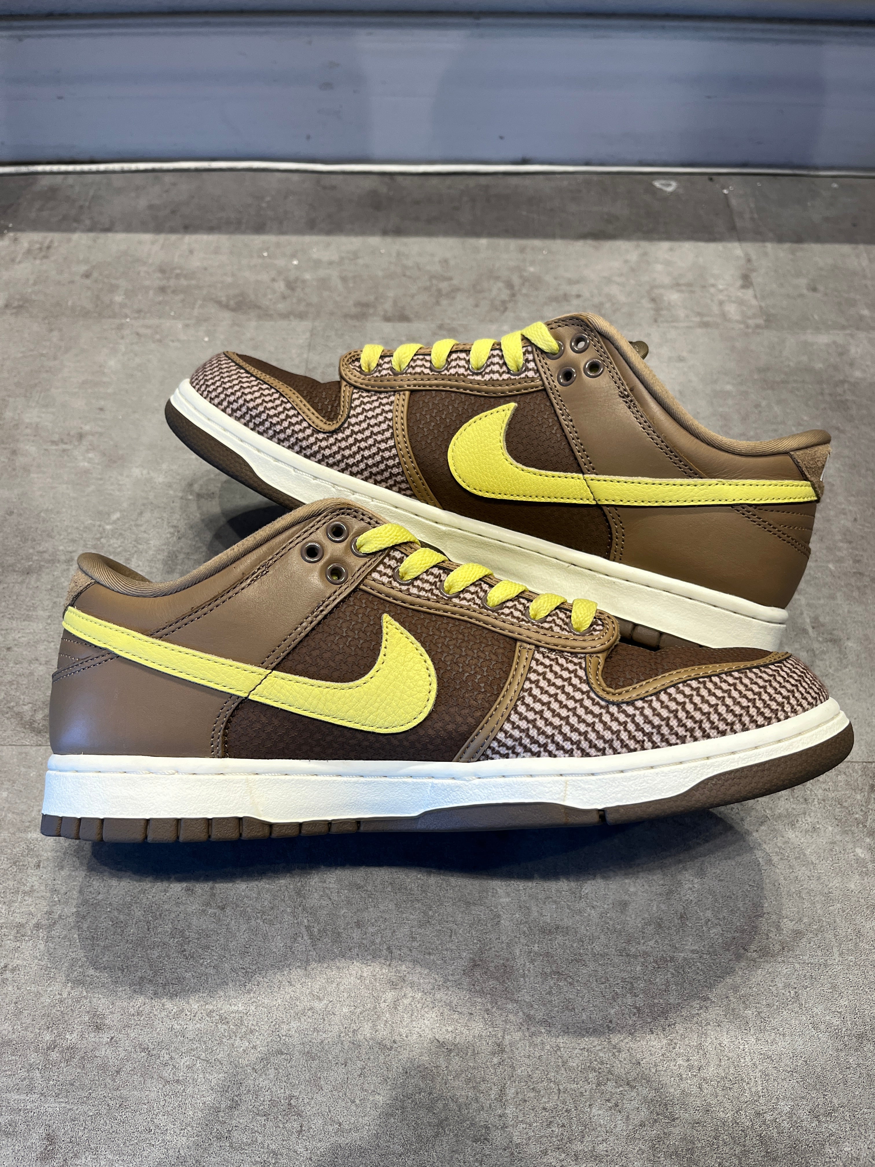 Nike Dunk Low SP Undefeated Canteen Dunk VS. AF1 Pack (Preowned)