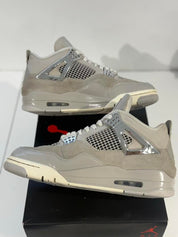 Jordan 4 Retro Frozen Moments (Women's) - Pre-Owned Size 8.5M/10W