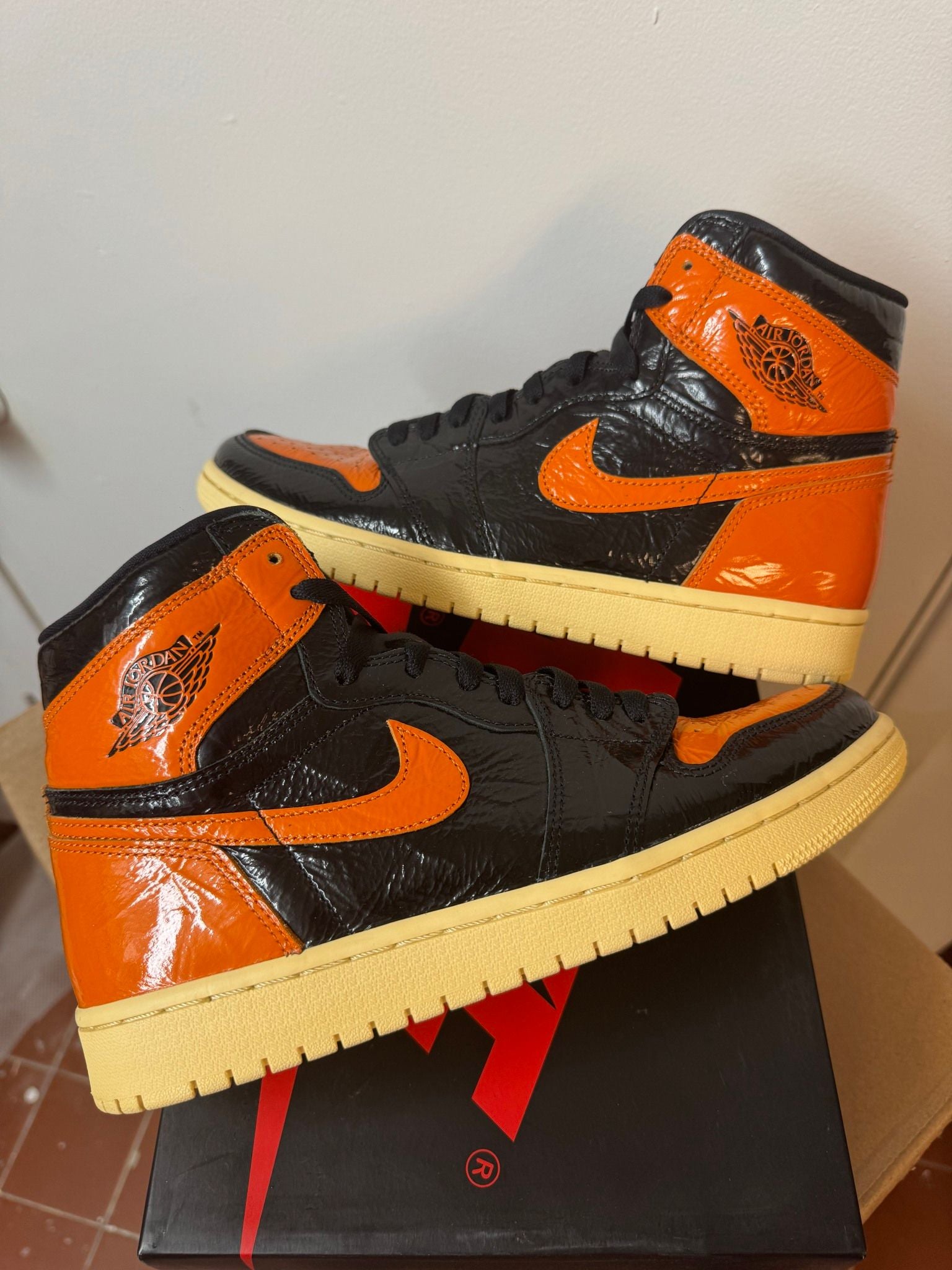 Jordan 1 Retro High Shattered Backboard 3.0 - Pre-Owned Size 8.5
