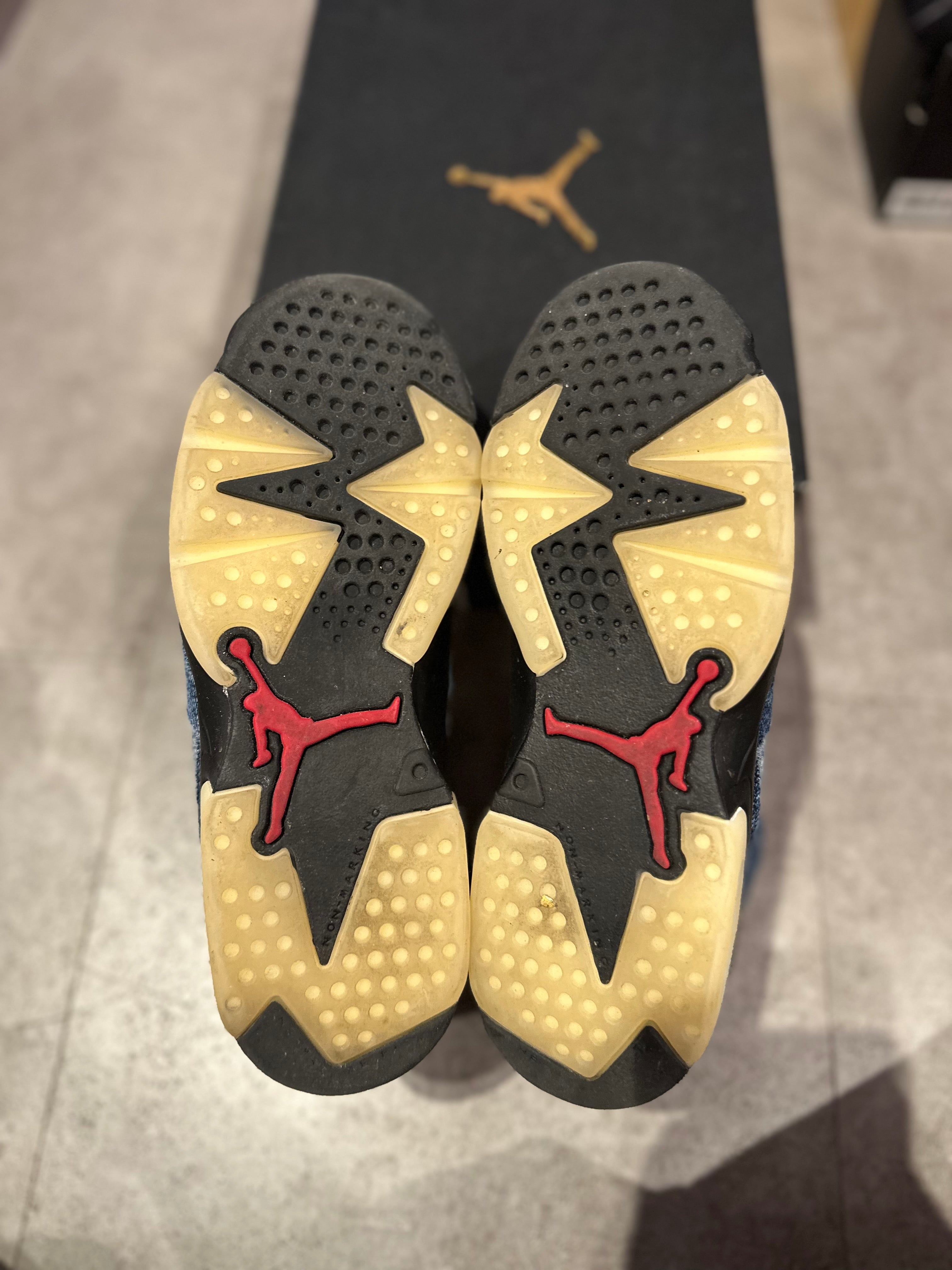 Jordan 6 Retro Washed Denim (GS) - Pre-Owned Size 4.5Y