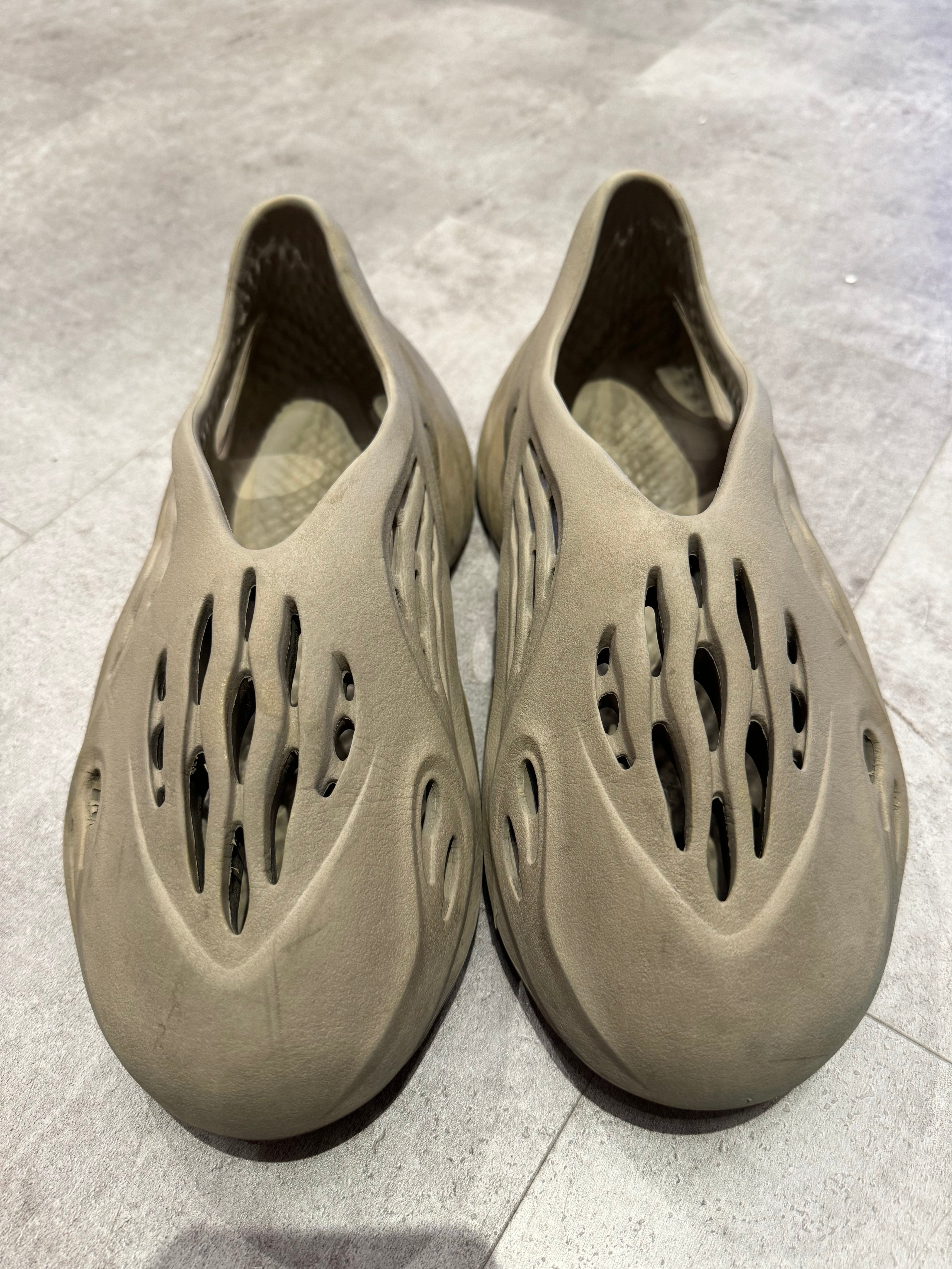 Adidas Yeezy Foam RNNR Stone Sage - Pre-Owned Size 10