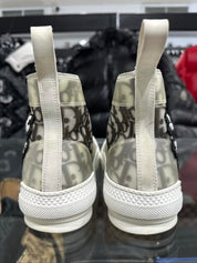 Dior B23 High DIor Oblique Shawn Bee Embroidery Patch - Pre-Owned Size 38 (No Original Box)