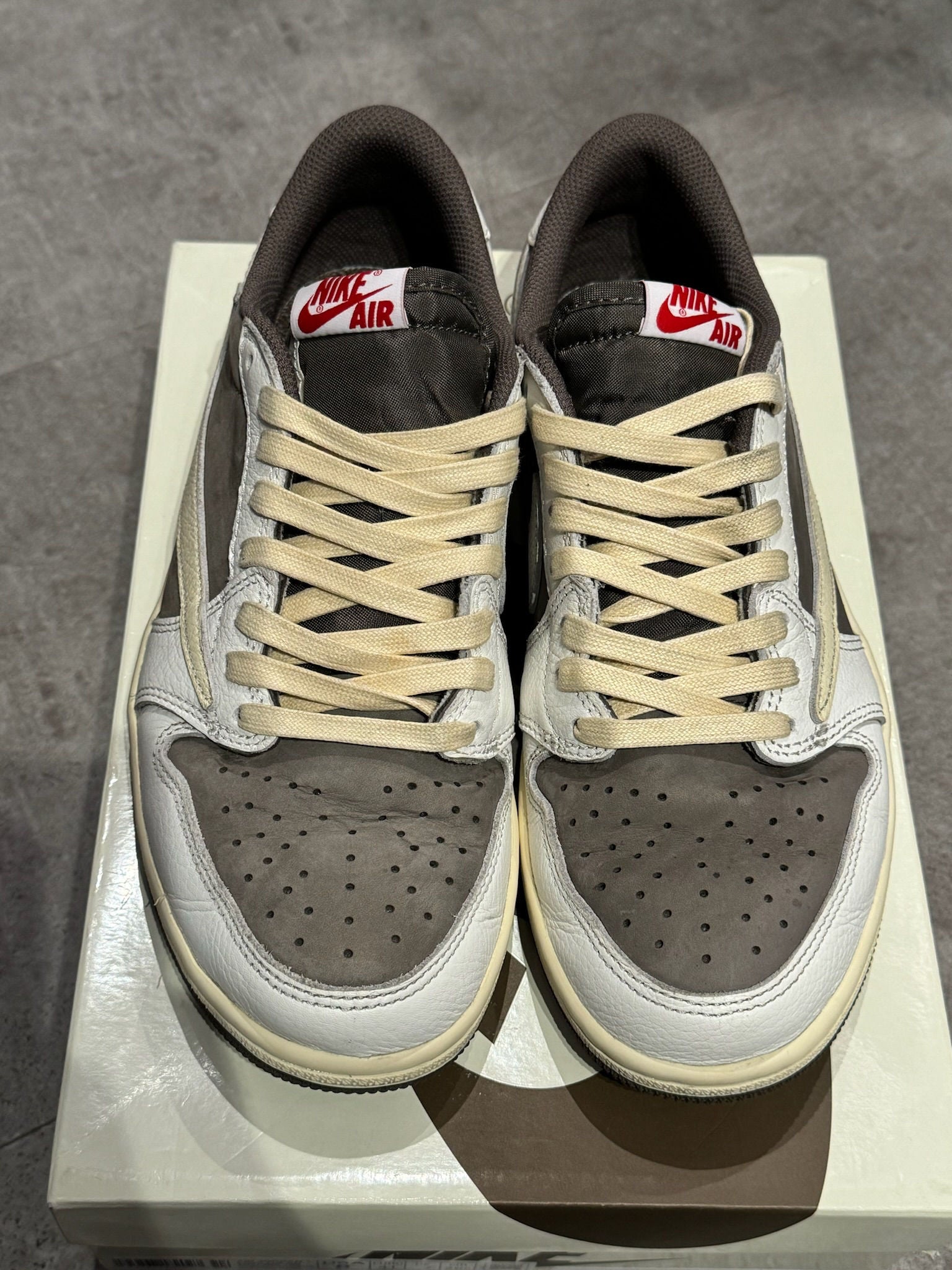 Jordan 1 Retro Low OG SP Travis Scott Reverse Mocha - Pre-Owned Size 8