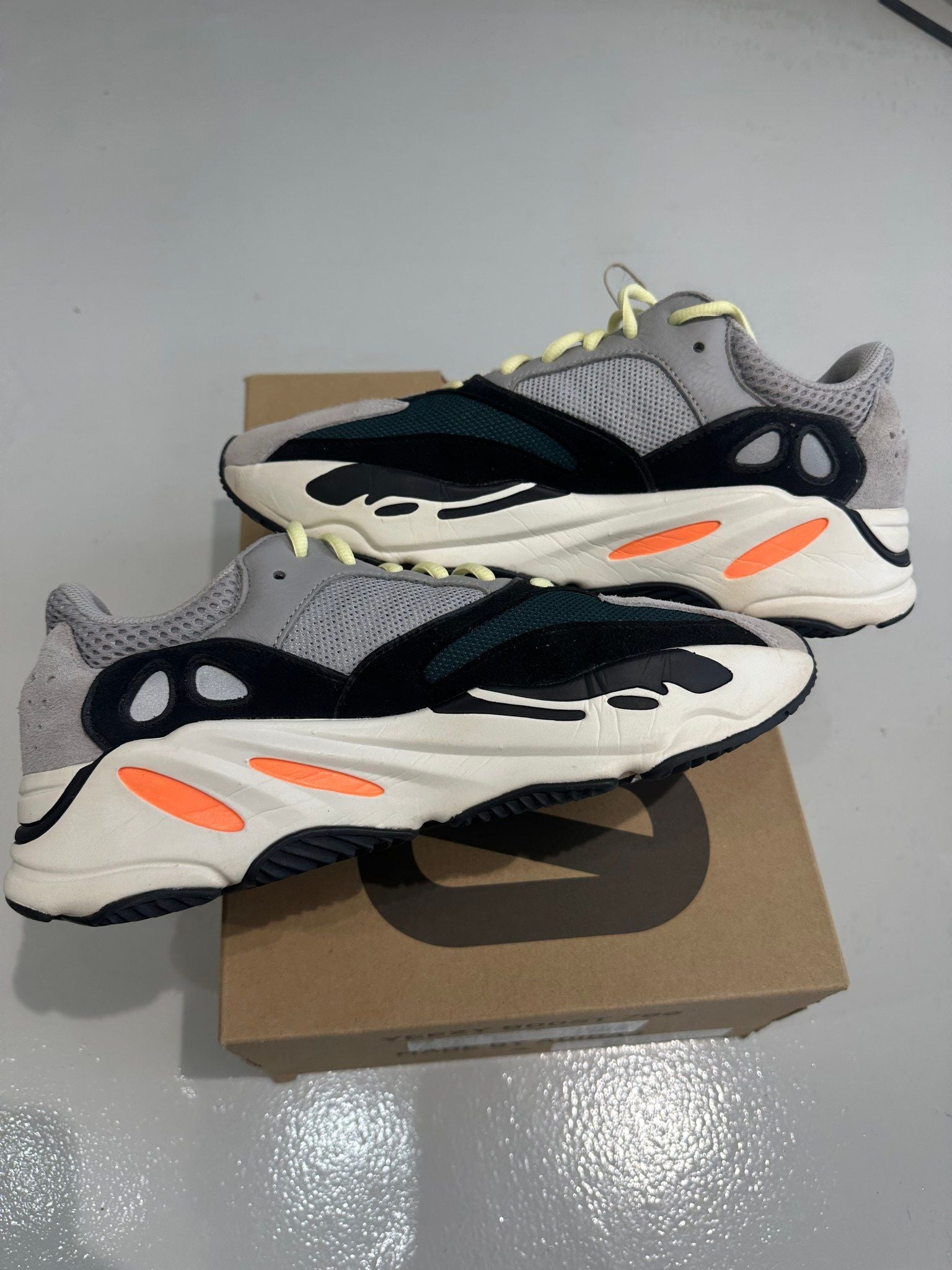 Adidas Yeezy Boost 700 V1 Wave Runner - Pre-Owned Size 9
