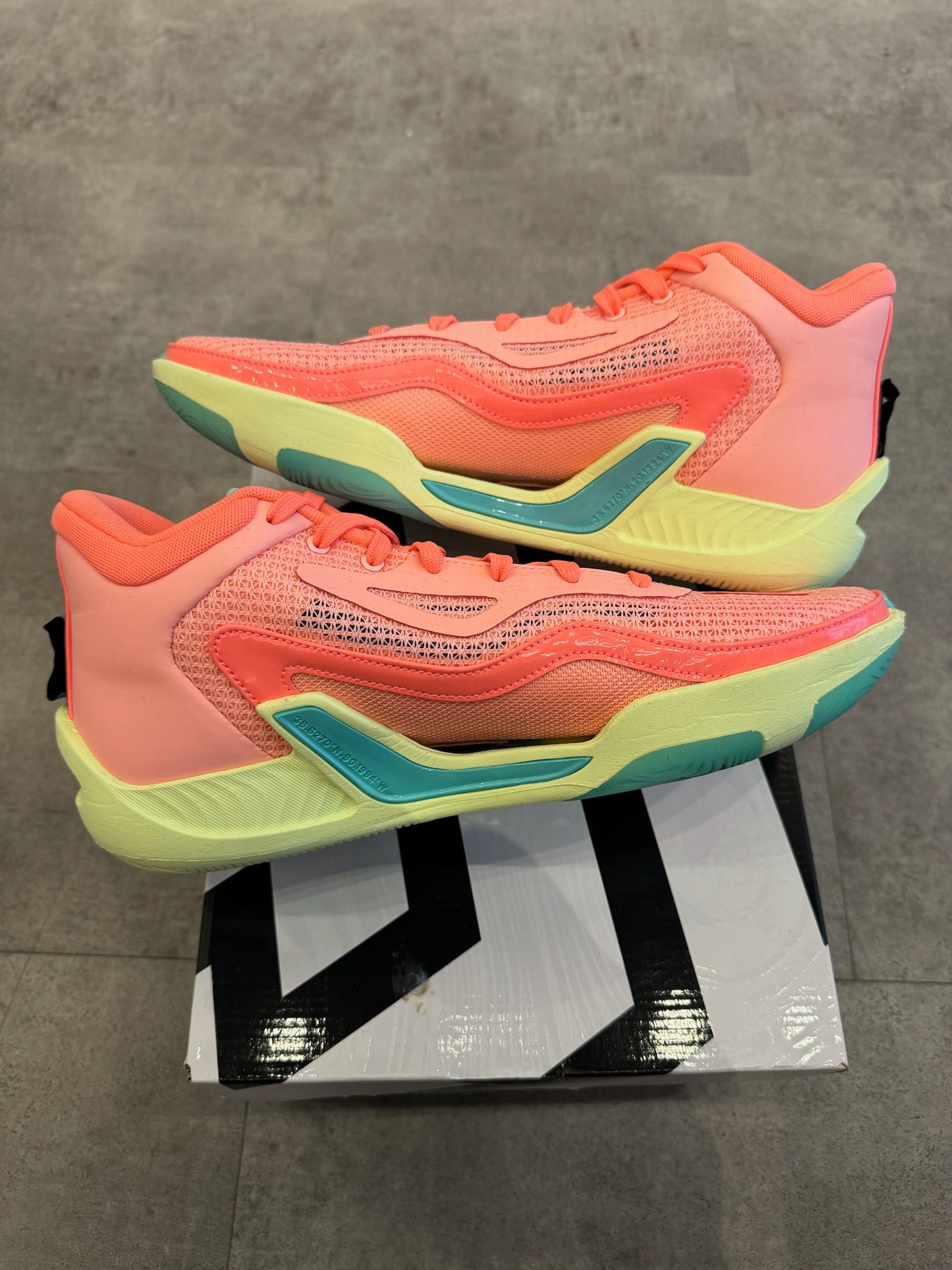 Air Jordan Tatum 1 Pink Lemonade (Tried On Size 9) - New (Conditional)