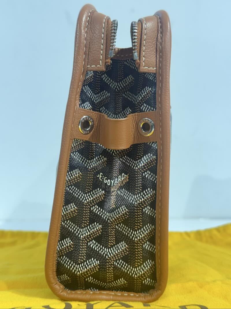 Goyard Jouvence Toiletry Bag PM Black/Tan - Lightly Used
