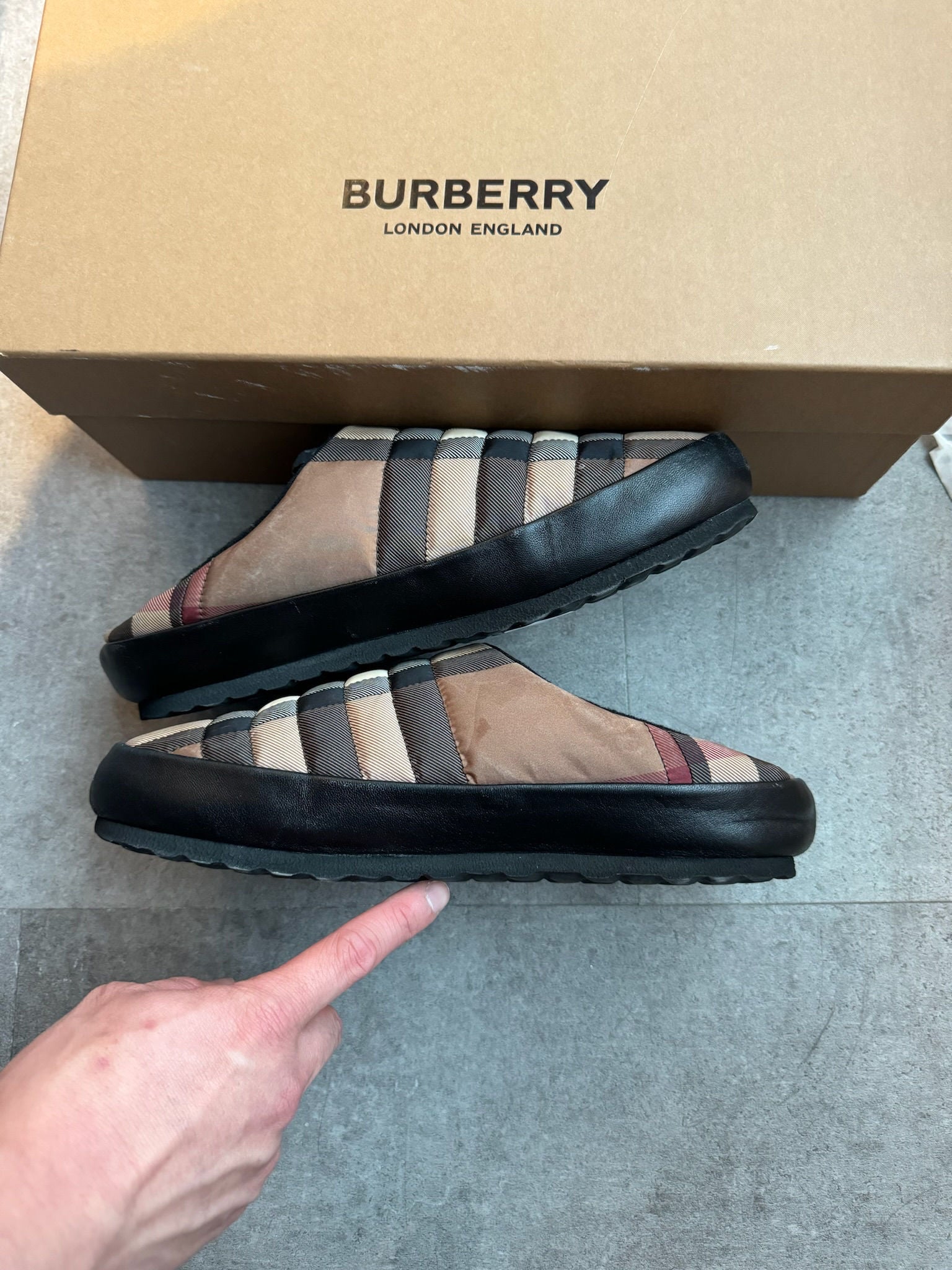 Burberry Northaven Check Quilted Slippers - Pre-Owned Size 41