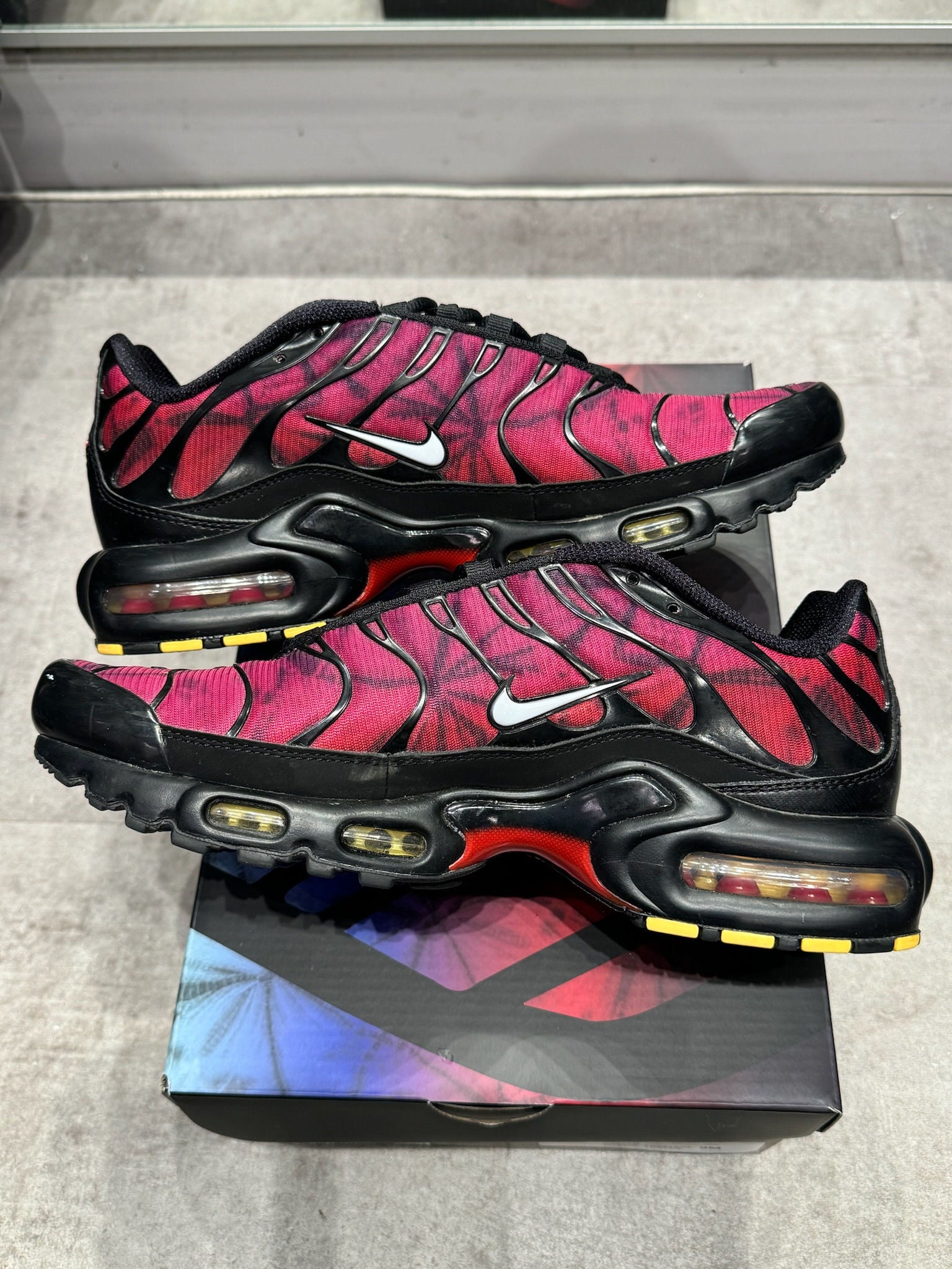 Nike Air Max Plus 25th Anniversary - Pre-Owned Size 9