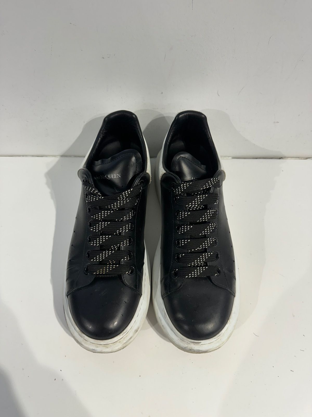 Alexander McQueen Oversized Sneaker Black White - Pre-Owned Size 9
