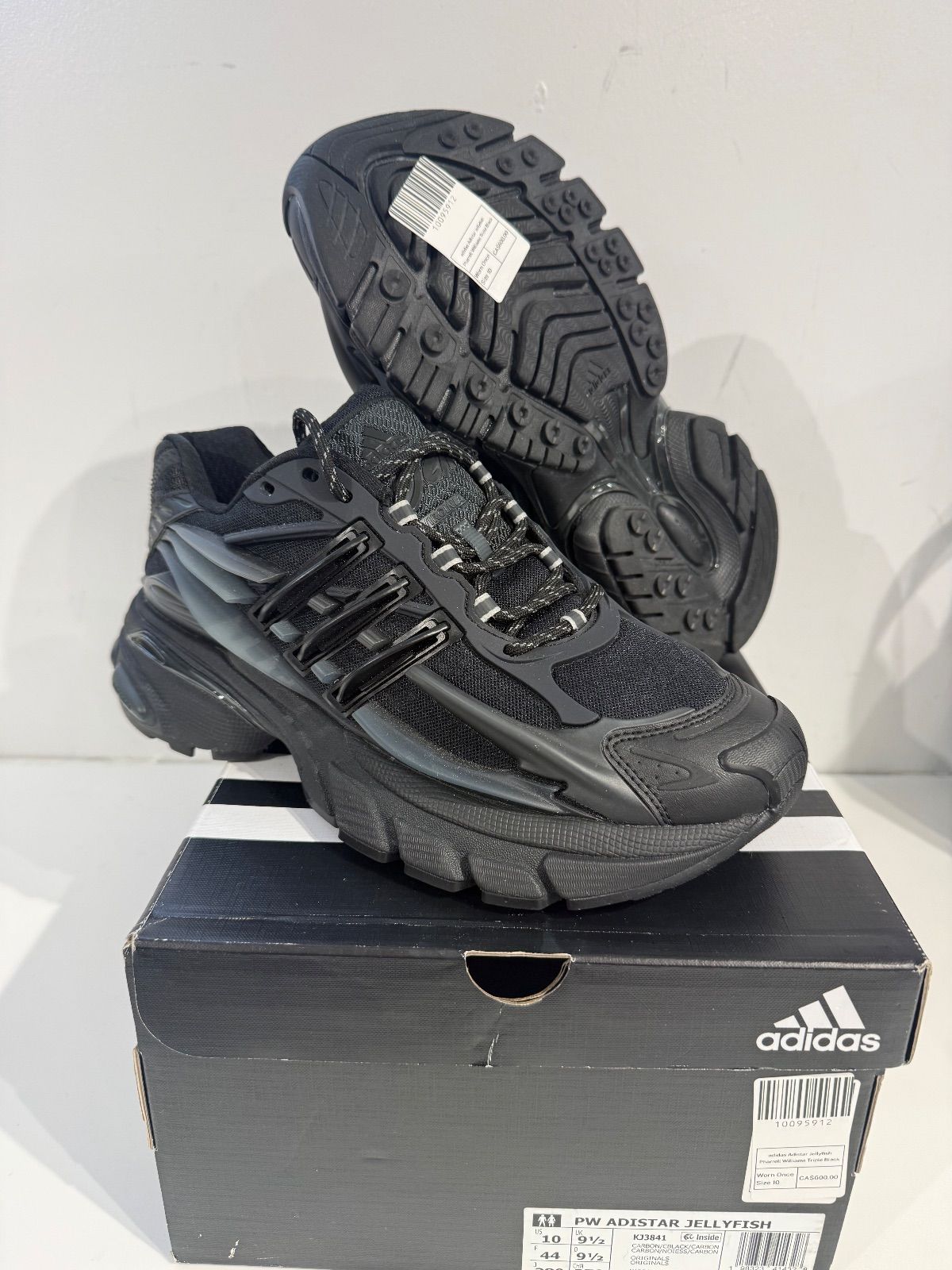 adidas Adistar Jellyfish Pharrell Williams Triple Black - Worn Once Size 10