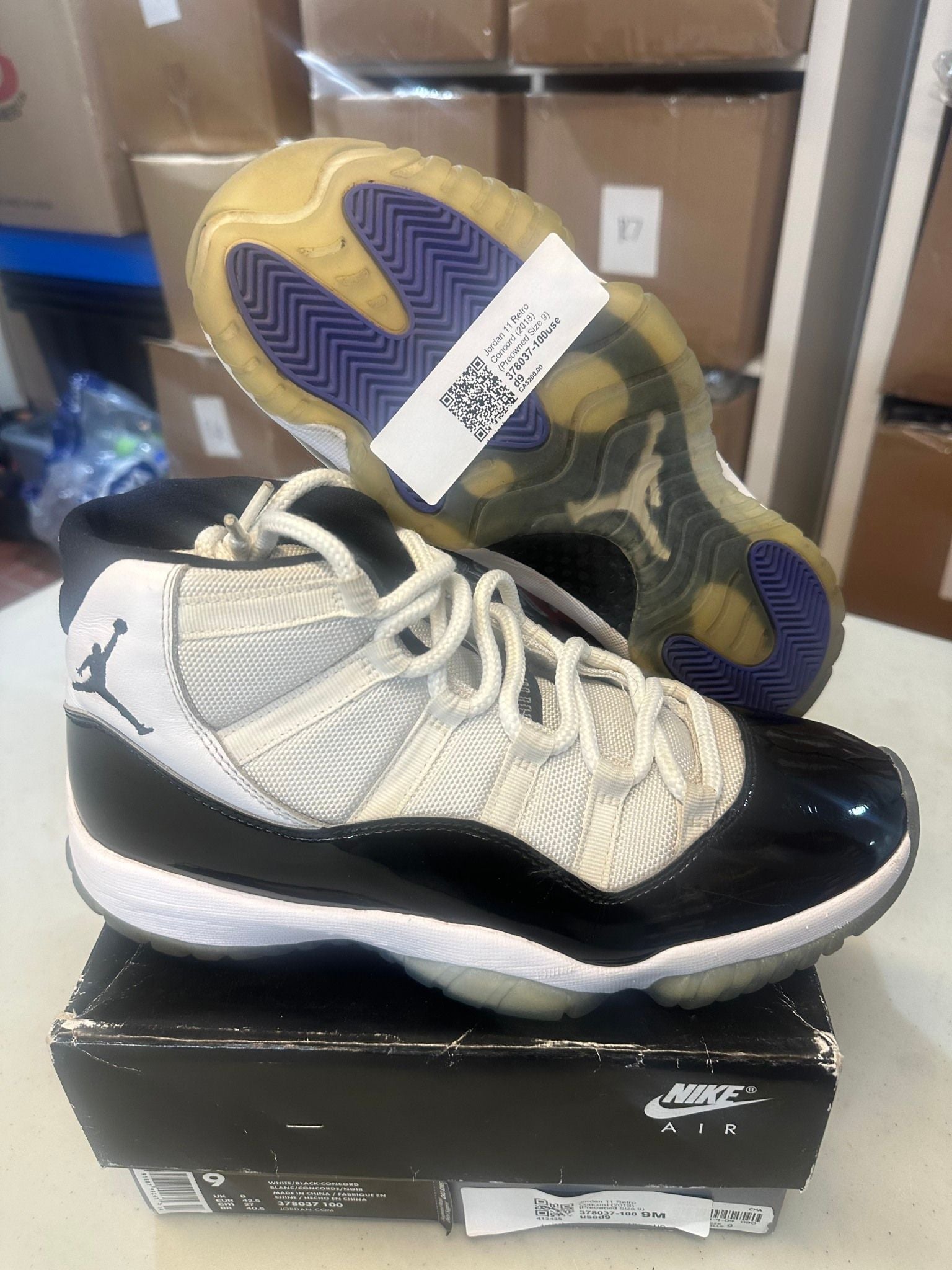 Jordan 11 Retro Concord (2018) - Pre-Owned Size 9 (No original box)