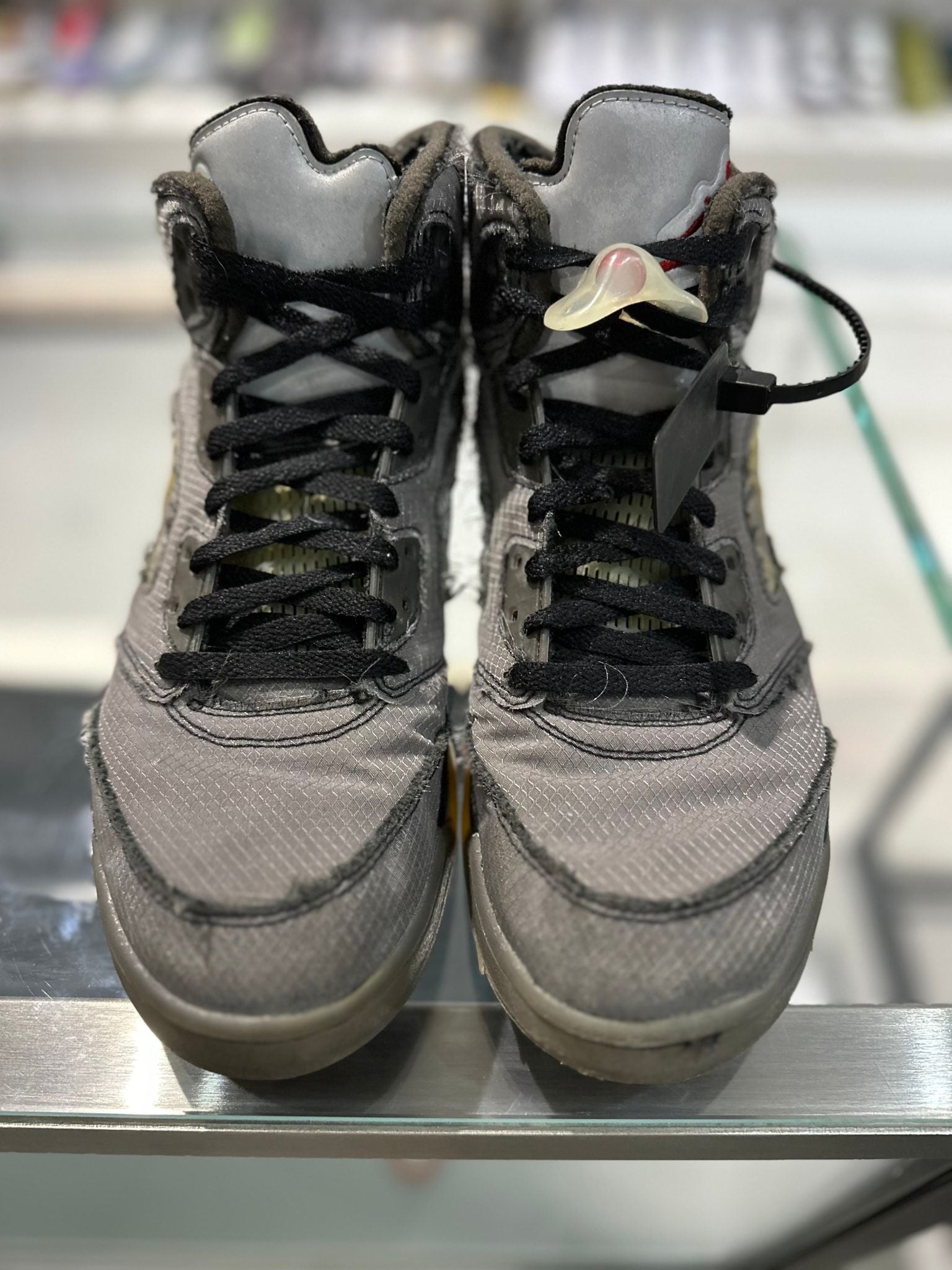 Jordan 5 Retro Off-White Muslin - Pre-Owned Size 11 (No original box)