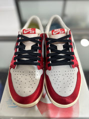 Jordan 1 Retro Low OG SP Trophy Room Away - Pre-Owned Size 8.5