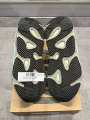Adidas Yeezy Boost 700 Salt - Pre-Owned Size 7.5