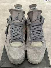 Air Jordan 4 Retro Kaws - Pre-Owned Size 10.5