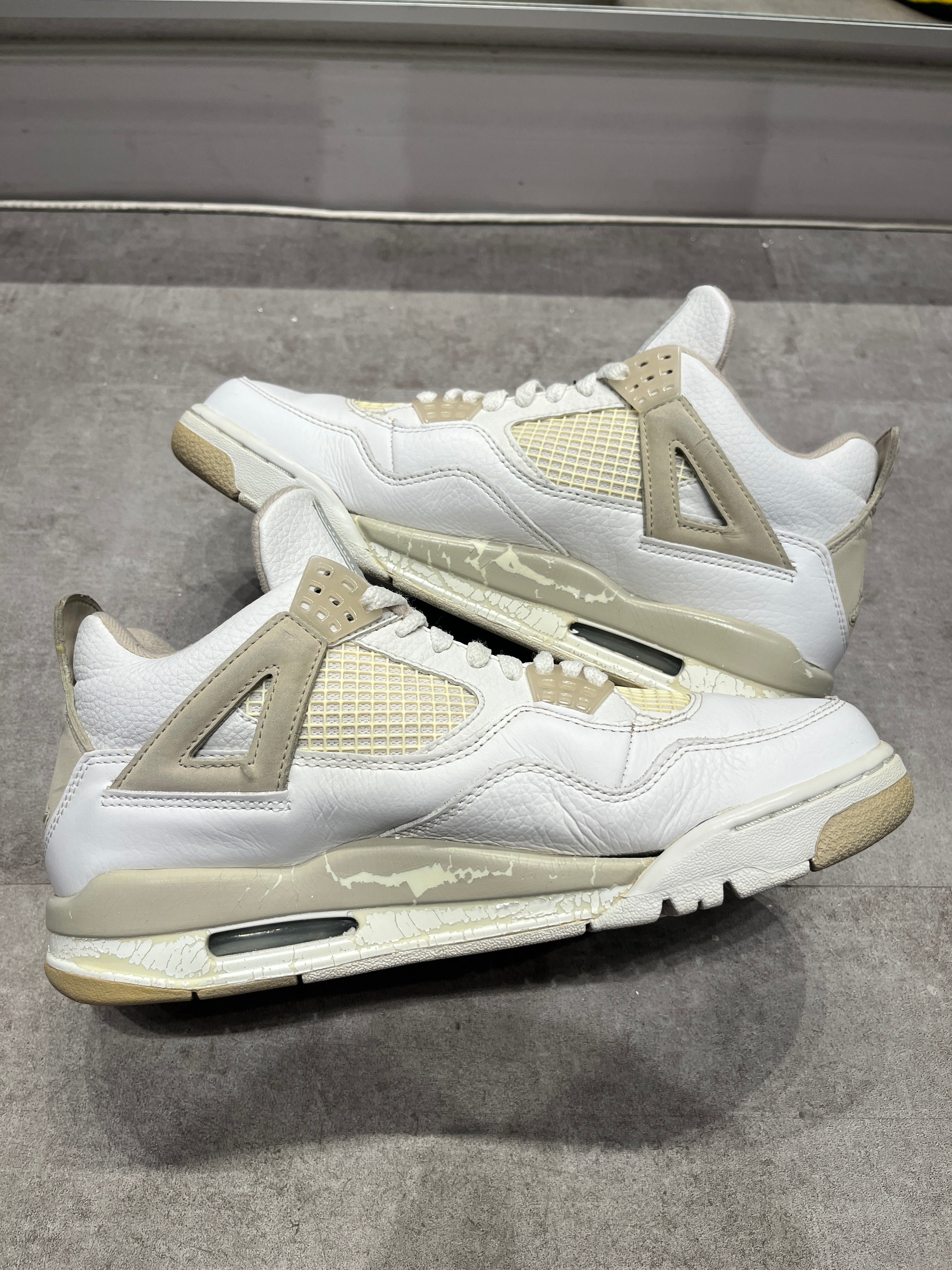 Jordan 4 Retro Sand (2006) - Pre-Owned Size 8.5