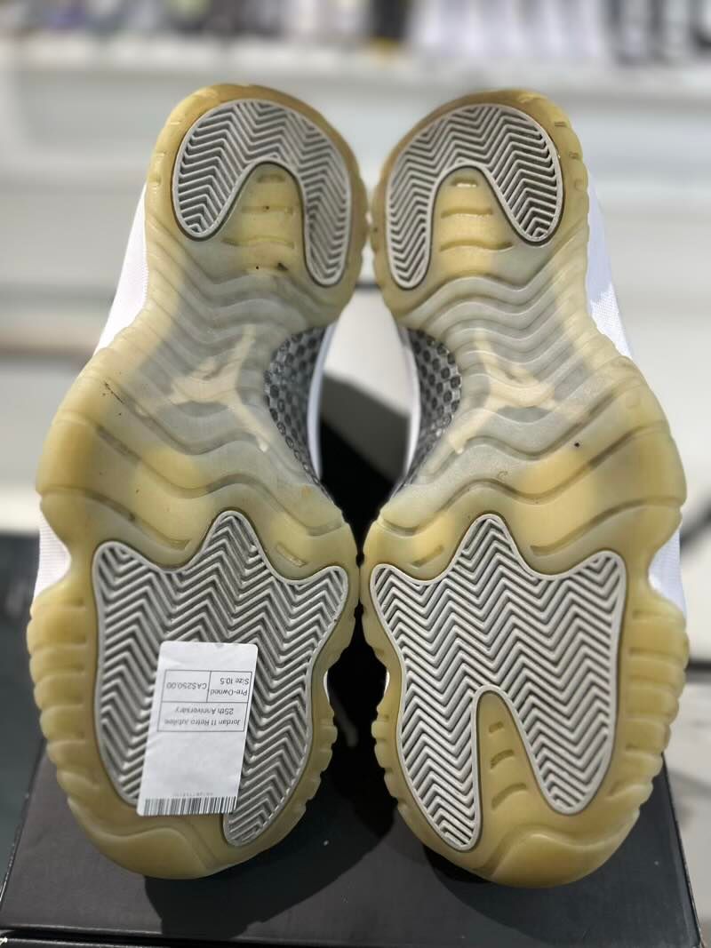 Jordan 11 Retro Jubilee 25th Anniversary - Pre-Owned Size 10.5