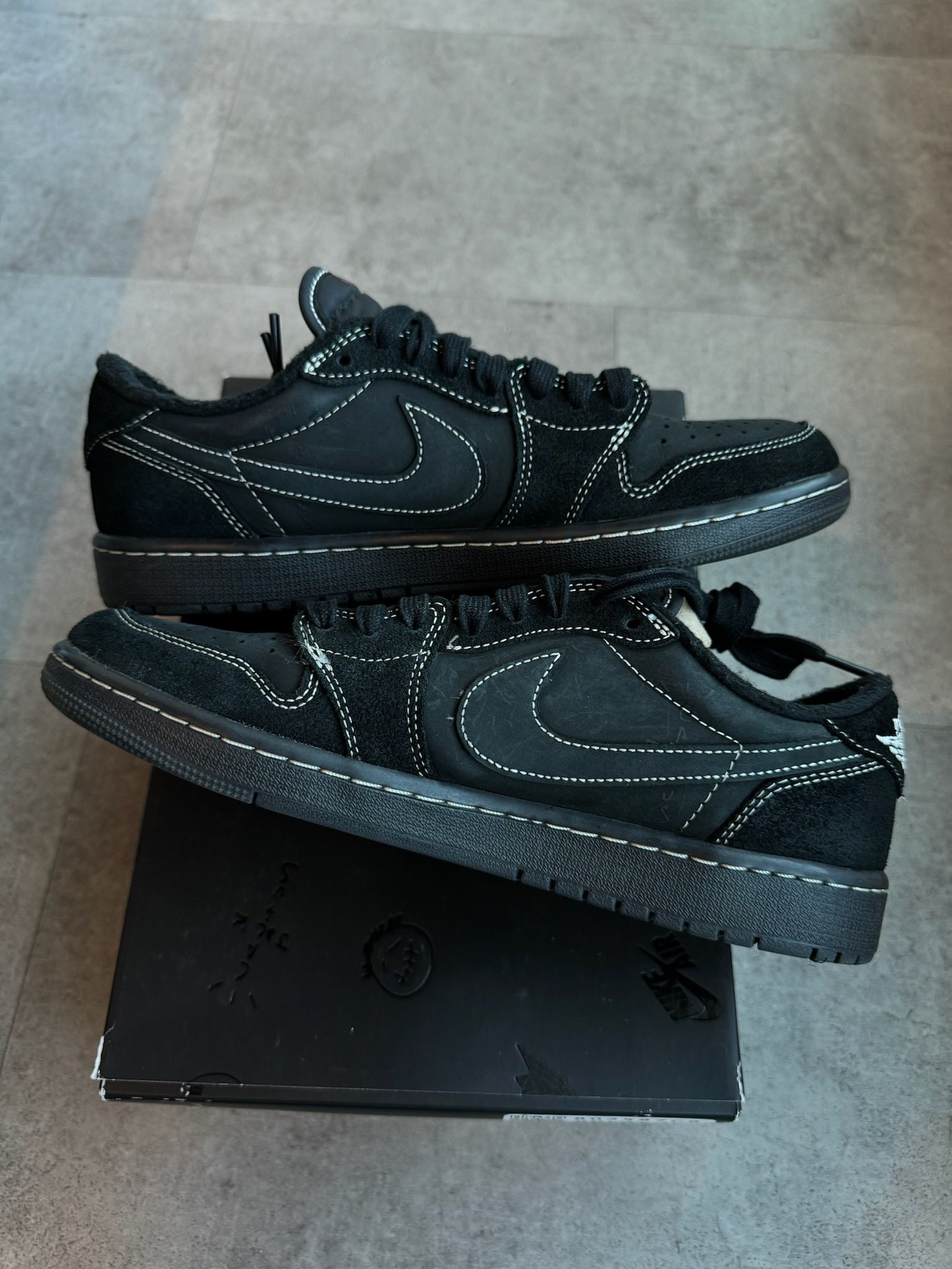 Jordan 1 Retro Low OG SP Travis Scott Black Phantom - Pre-Owned Size 9